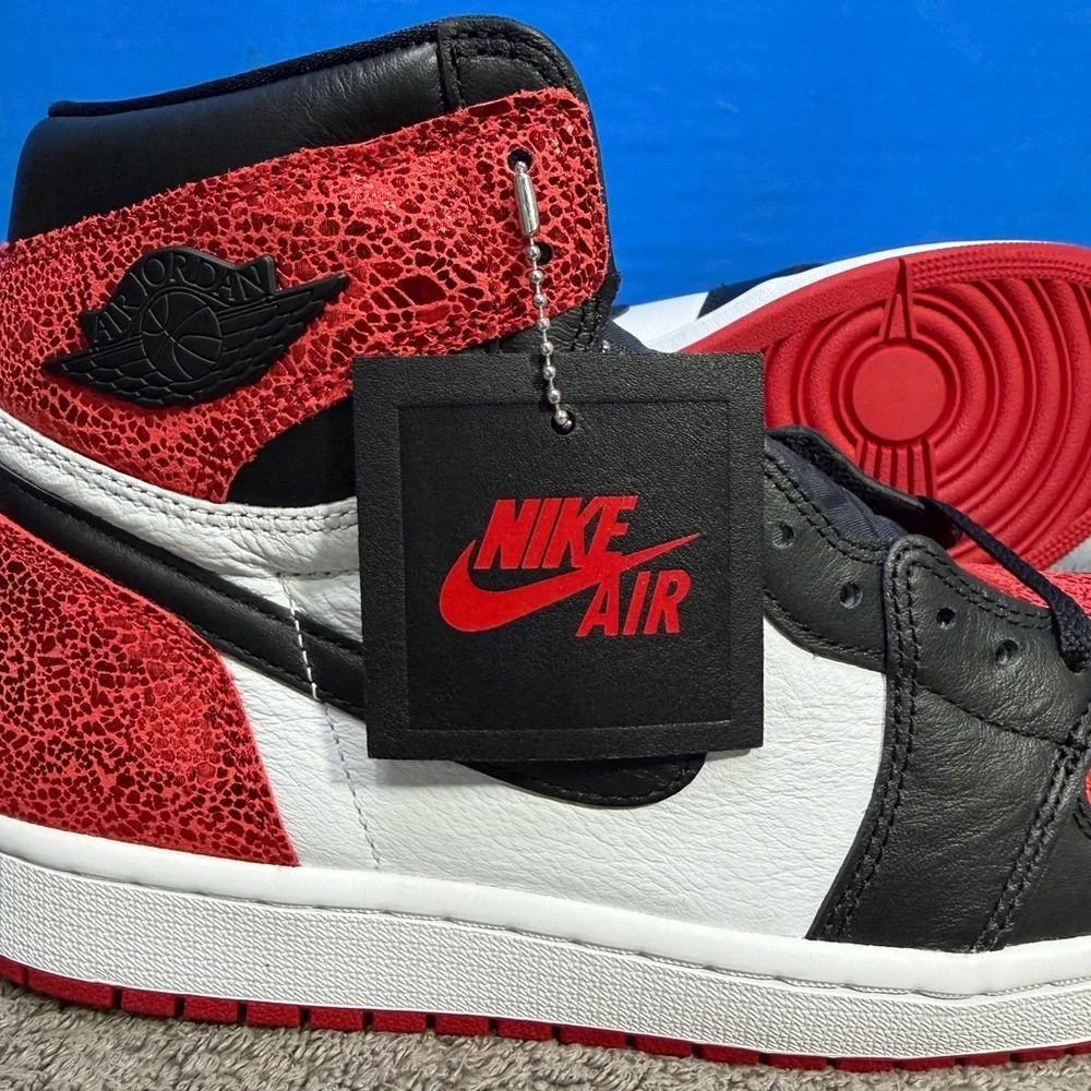 Jordan 1 high retro w Ruby Brand new